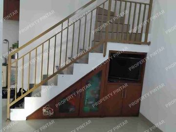 DI JUAL RUMAH MURAH 2 LANTAI DLM CLUSTER DI CONDET JAKARTA TIMUR