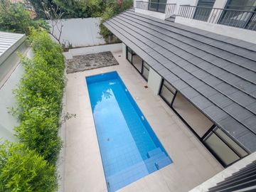 Ayala Alabang Village: Modern 4BR House for Sale!