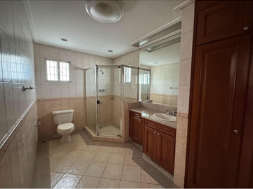 House and Lot for Lease in Dasmarinas Village