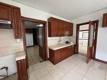 House and Lot for Lease in Dasmarinas Village