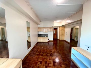 Asian Mansion 2, Makati: Studio Unit for Sale!