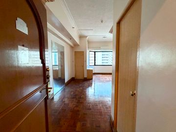 Asian Mansion 2, Makati: Studio Unit for Sale!