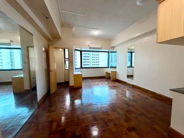 Asian Mansion 2, Makati: Studio Unit for Sale!