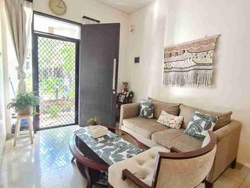 Dijual rumah 2 lantai siap huni di daerah Green Serpong Bintaro DM16