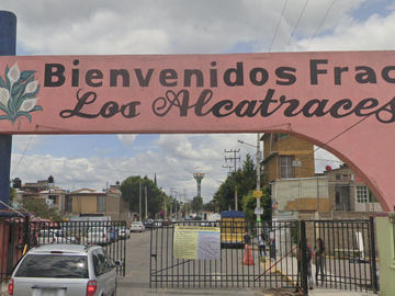 CASA EN VENTA EN FRACC. LOS ALCATRACES, ECATEPEC.
