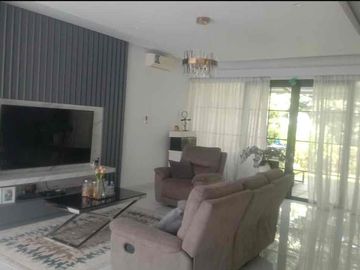 jual cepat rumah 2,5 lantai  the summit rancamaya bogor harga termurah
