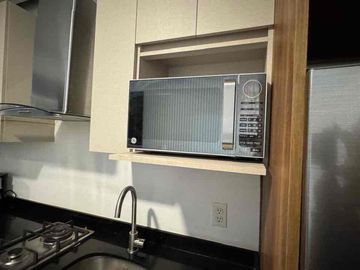 Departamento Nuevo Amueblado de Lujo Renta | Decorado Profesional con Granito Negro | Torre Patriota