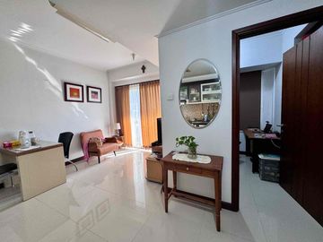 Lantai Rendah 2BR Waterplace Furnish Siap Huni Invest Dkt PTC,Unesa,Wiyung,Petra