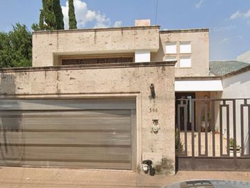 Propiedad en venta ubicada en San Pedro Garza García, Nuevo León.