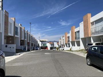¡Tu nuevo hogar frente a todo! Oportunidad única en Zibatá