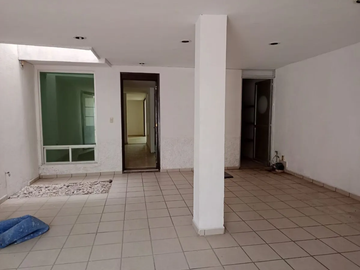 Hermosa propiedad en venta en Quinta Bugambilias Celaya Guanajuato Mex