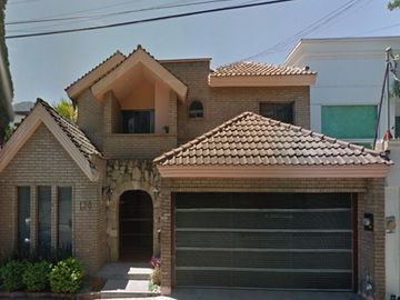 CASA EN VENTA, C. SEBASTIAN BENALCAZAR COL. MIRASIERRA MUN. SAN PEDRO GARZA GARCIA C.P. 66240