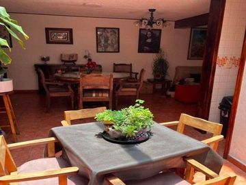 CASA EN VENTA, C. SEBASTIAN BENALCAZAR COL. MIRASIERRA MUN. SAN PEDRO GARZA GARCIA C.P. 66240