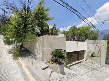 Propiedad en venta ubicada en San Pedro Garza García, Nuevo León.