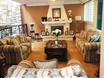 La residencia que redefine tu estilo de vida en Hacienda del Valle. 4 habitaciones, 4.5 baños