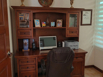 La residencia que redefine tu estilo de vida en Hacienda del Valle. 4 habitaciones, 4.5 baños