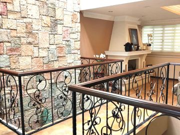 La residencia que redefine tu estilo de vida en Hacienda del Valle. 4 habitaciones, 4.5 baños