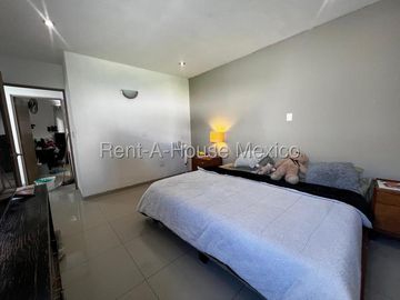 El Refugio Casa en Venta | 4 Recámaras | Residencial Familiar Bpa2180