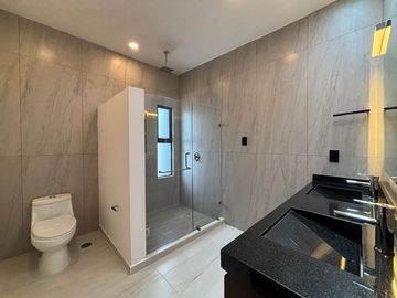 VENDO CASA EN BOCA DEL RIO CERCA DE PLAZA AMERICAS