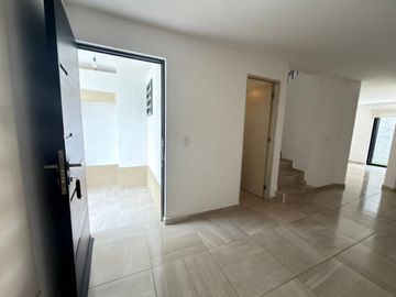 RENTA DE CASA EN MUNA RESIDENCIAL SALIDA LEON SILAO