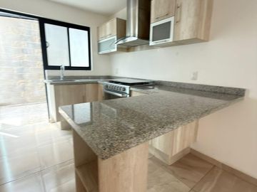 RENTA DE CASA EN MUNA RESIDENCIAL SALIDA LEON SILAO
