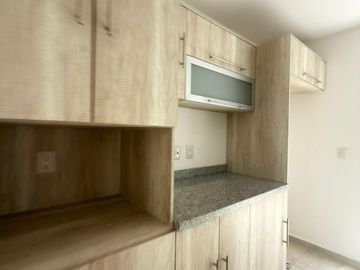RENTA DE CASA EN MUNA RESIDENCIAL SALIDA LEON SILAO