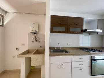 ALQUILER DE APARTAMENTO VÍA CRISTO REY.
