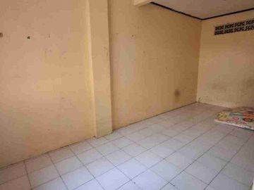 Disewakan rumah plus gudang
Gas alam Depok
LT 238M2
LB 400M2 
KT 3
Km 3
Listrik 3300
Air PDAM 

Harga sewa pertahun 100 jt ( nego)

kode Wiw-130