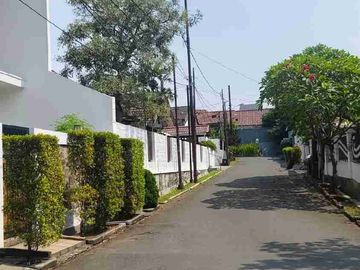 Dijual cepat rumah strategis di komplek Taman bintaro rengas