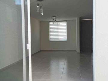 Casa de tres habitaciones