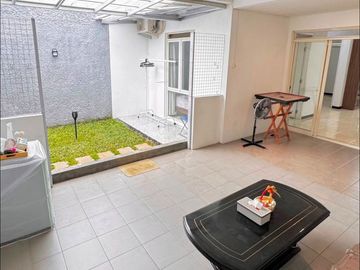 Disewakan Rumah Full Furnished Siap Huni Minimalis Lokasi di Kota Baru Parahyangan Bandung
