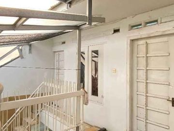 Rumah Hook Siap Huni Lokasi Strategis di Gembong Kapasan Surabaya