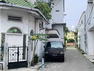 Rumah Hook Siap Huni Lokasi Strategis di Gembong Kapasan Surabaya