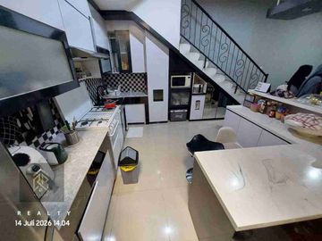 rumah 2lantai minimalis lokasi strategis di mitra dago antapani bandung
