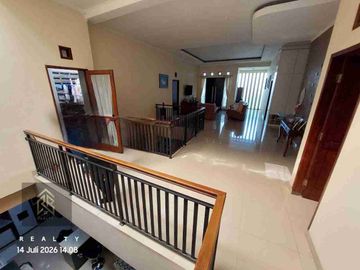rumah 2lantai minimalis lokasi strategis di mitra dago antapani bandung