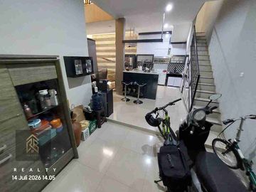 rumah 2lantai minimalis lokasi strategis di mitra dago antapani bandung