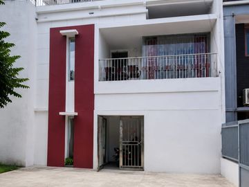 DIJUAL RUMAH HOOK KOMPLEK BAKUNG PALACE SAKO PALEMBANG
