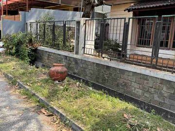 Rumah Tanah Luas 1M di Jatiwaringin Asri Lokasi Strategis