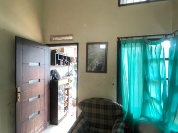 Rumah Asri dan Strategis di Pandanwangi. Dekat dengan Plaza Araya, Stasiun Blimbing, dan Velodrome Malang. MLG00037