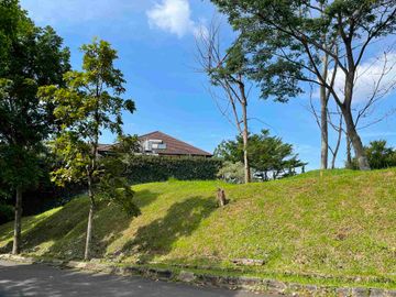 dijual Tanah Hook Siap Bangun lokasi Dago Resort SHM