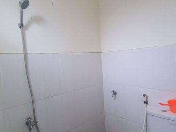 Rumah Asri dan Nyaman di Jl. Sunan Muria. Dekat Universitas Brawijaya, Malang Town Square (MATOS), dan Jalan Soekarno Hatta.MLG00038