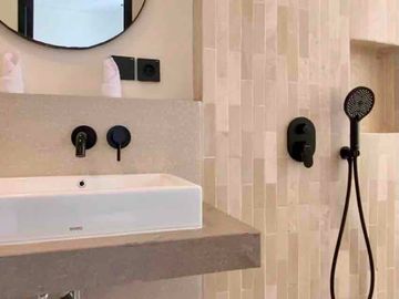 DI JUAL VILLA MEDITRRANEAN