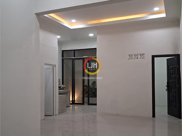Dijual Rumah Siap Huni, Lokasi Strategis di Kota Semarang