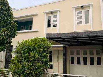 Rumah 2 Lantai di Taman Galaxy Bekasi Selatan