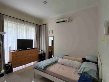 Rumah cantik siap huni di Discovery Residence Bintaro