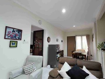 Rumah cantik siap huni di Discovery Residence Bintaro