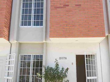 RENTO CASA NUEVA
