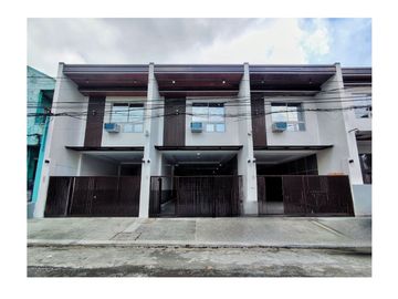 For Sale 2 Storey Modern Townhouse in Greenheights Subd San Bartolome Nova, Q.C KSA