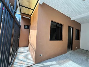 Rent To Own 2 Storey Townhouse For Sale 3 Bedrooms in Pasong Tamo Quezon City naer SM Fairview RG