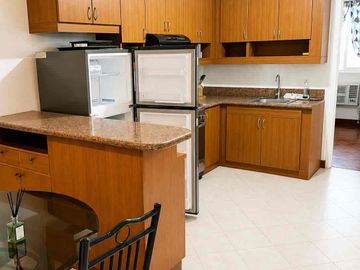 For Sale 2 bedroom condo with Parking beside Vista De Lago Taguig